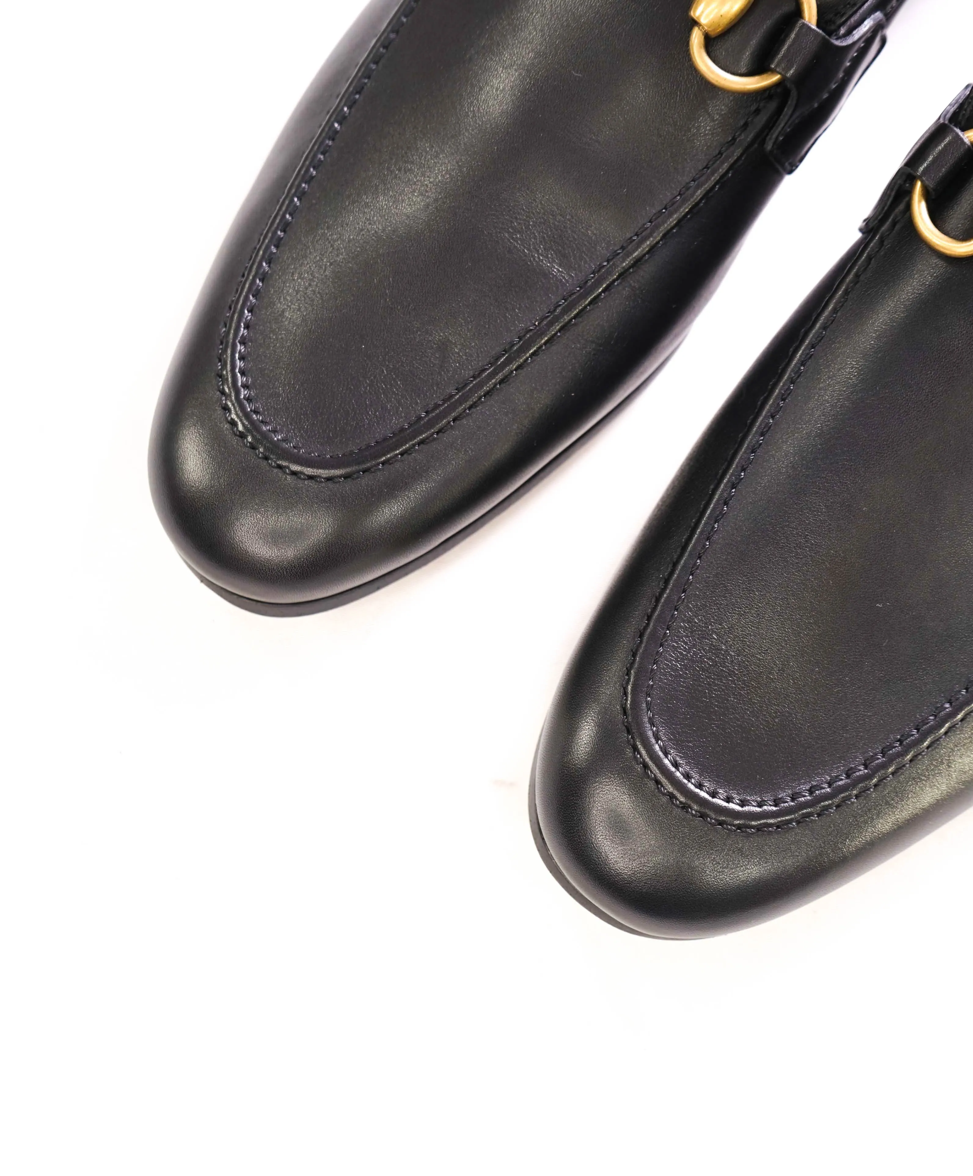 $920 GUCCI - "JORDAAN" Black/Gold ICONIC Horsebit Leather Loafers - 9.5 US (9G)