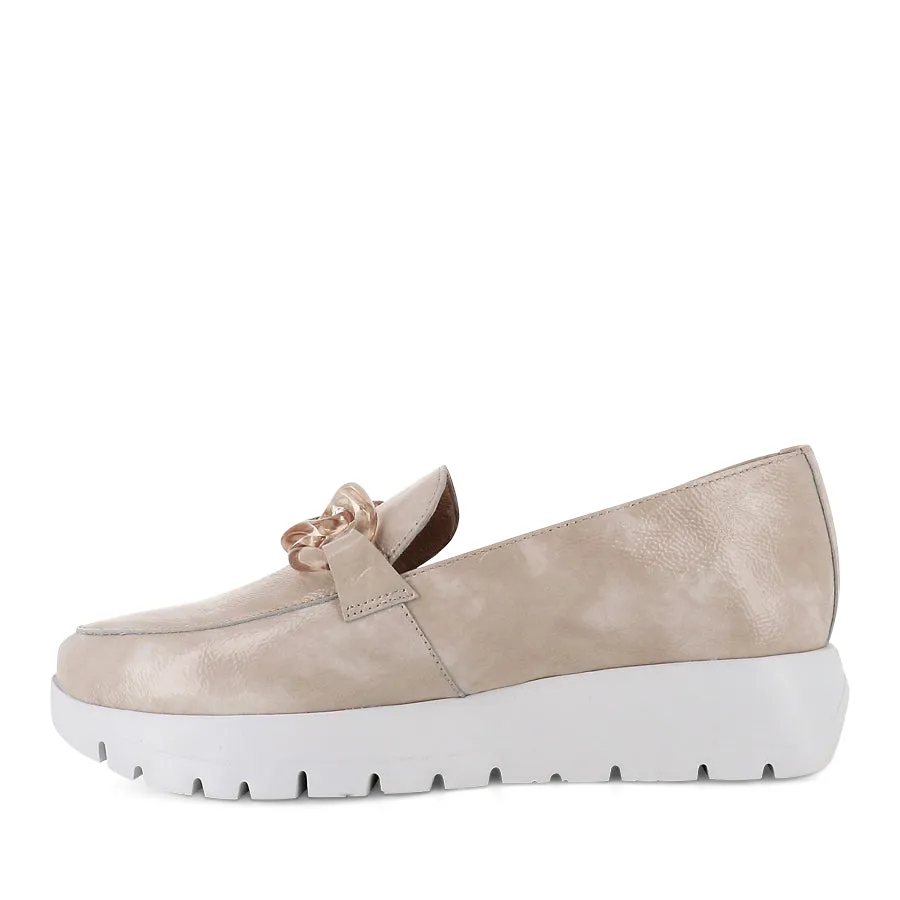AMIR A-2405 - TAUPE PATENT LEATHER