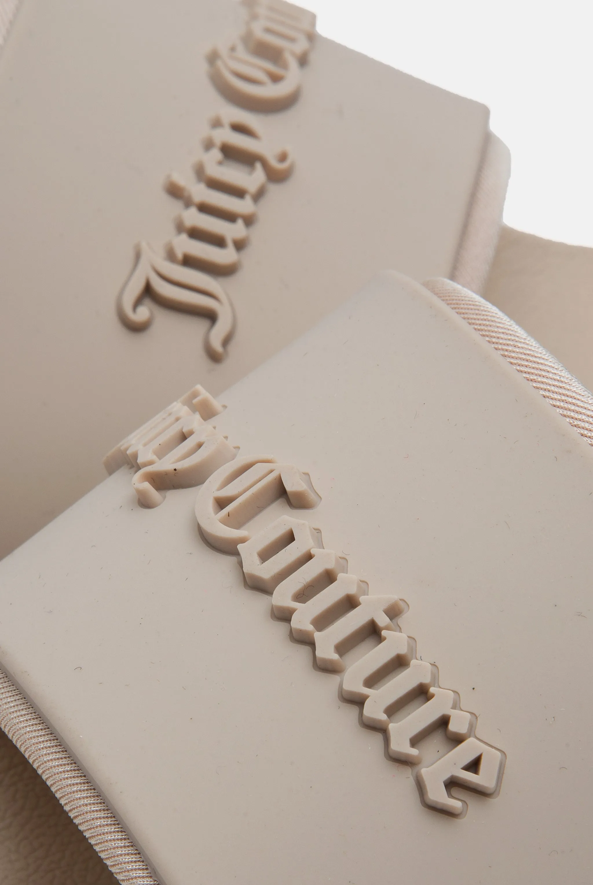 BRAZILIAN SAND STACKED EMBOSSED SLIDERS