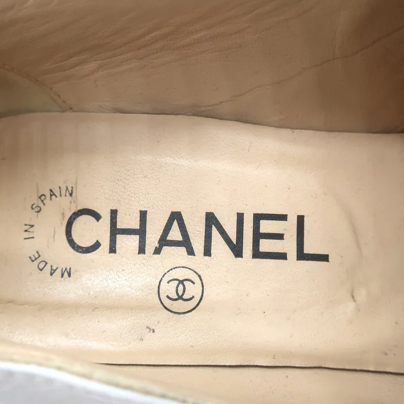 Chanel CC Cap Toe Espadrille Wedge Pumps Cream Leather & Black Suede Size 36