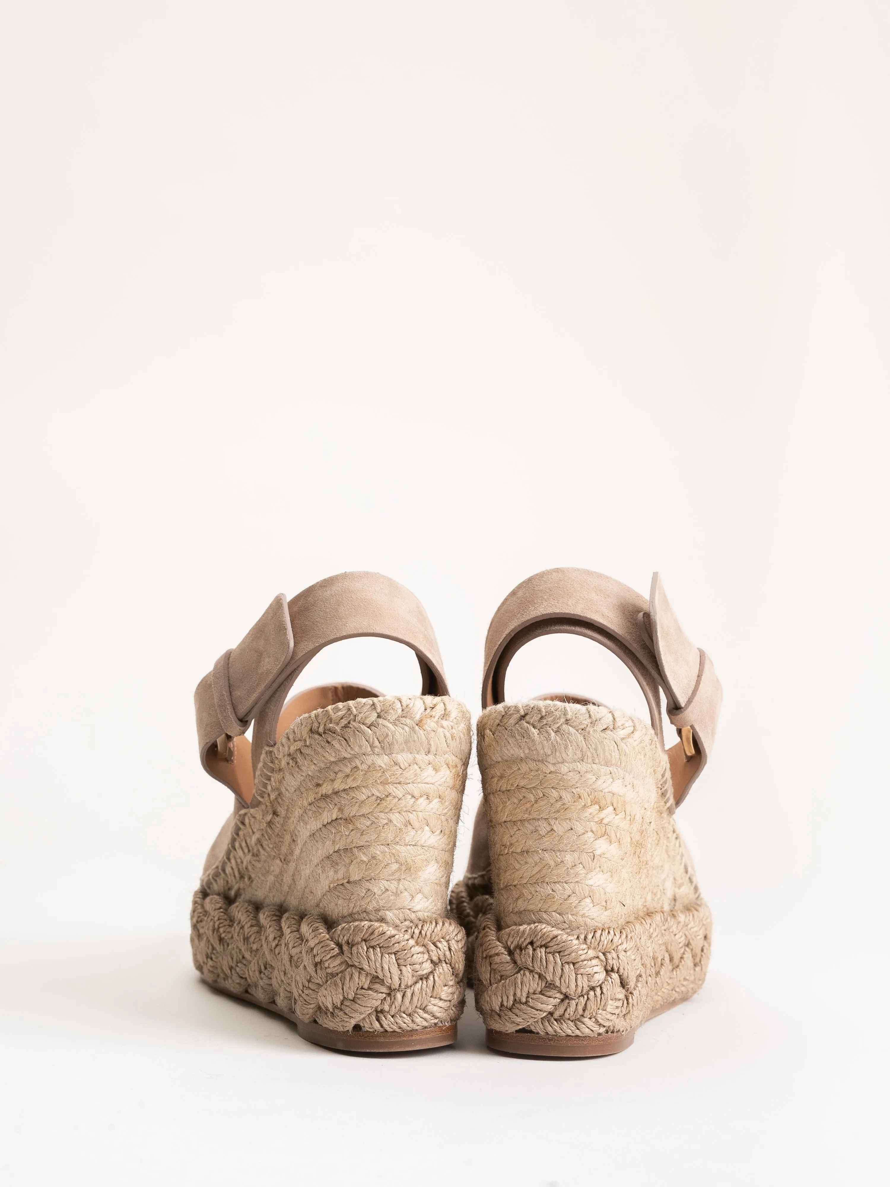 christie wedge