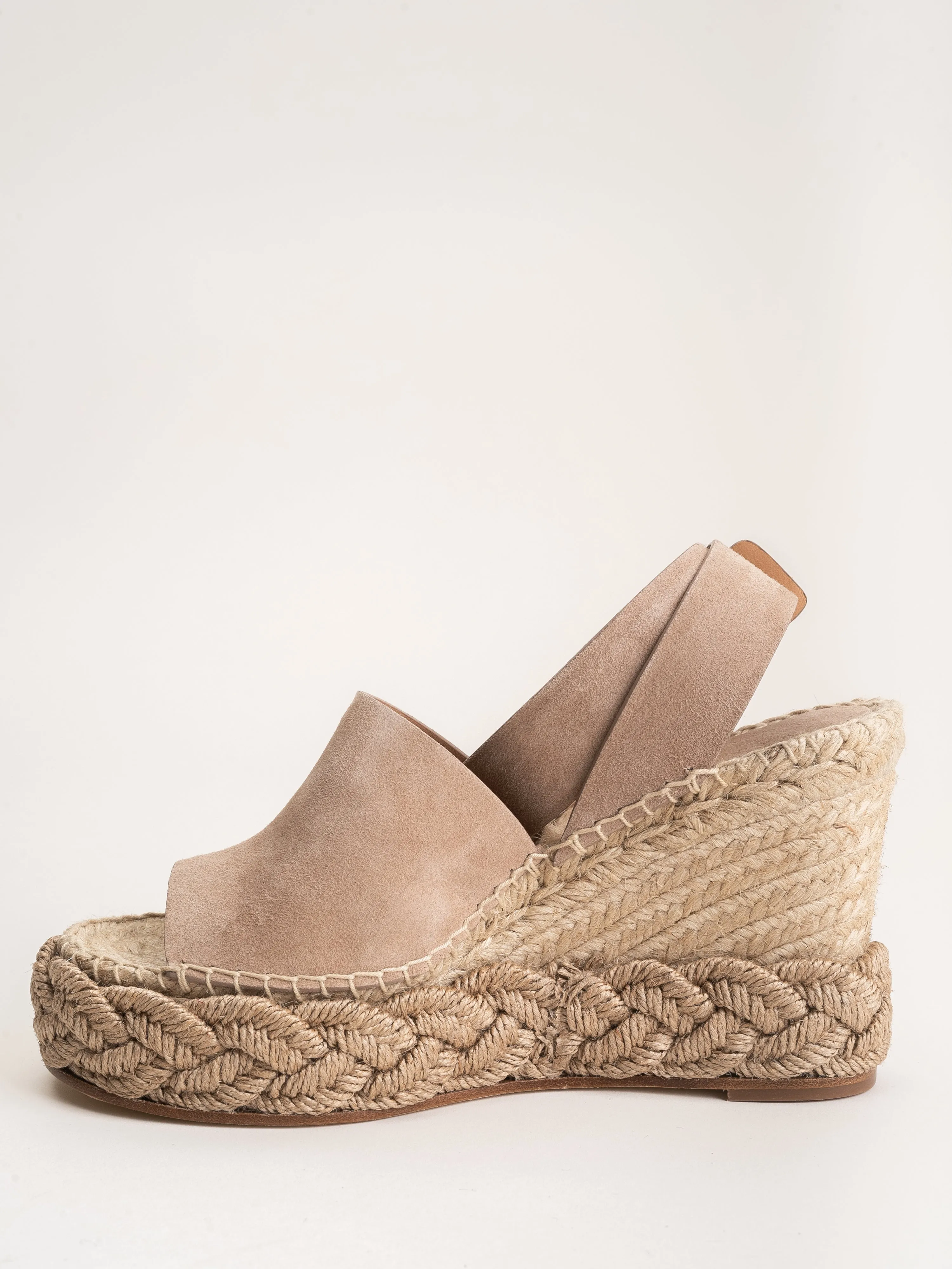 christie wedge