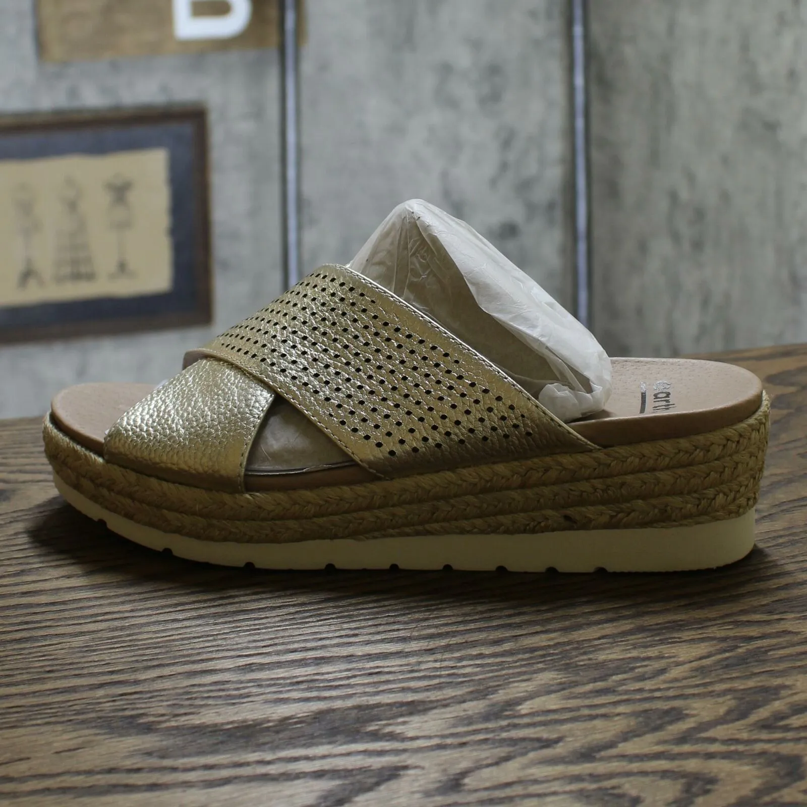 Earth Women's Modena Marigold Leather Perforated Cross Strap Slides