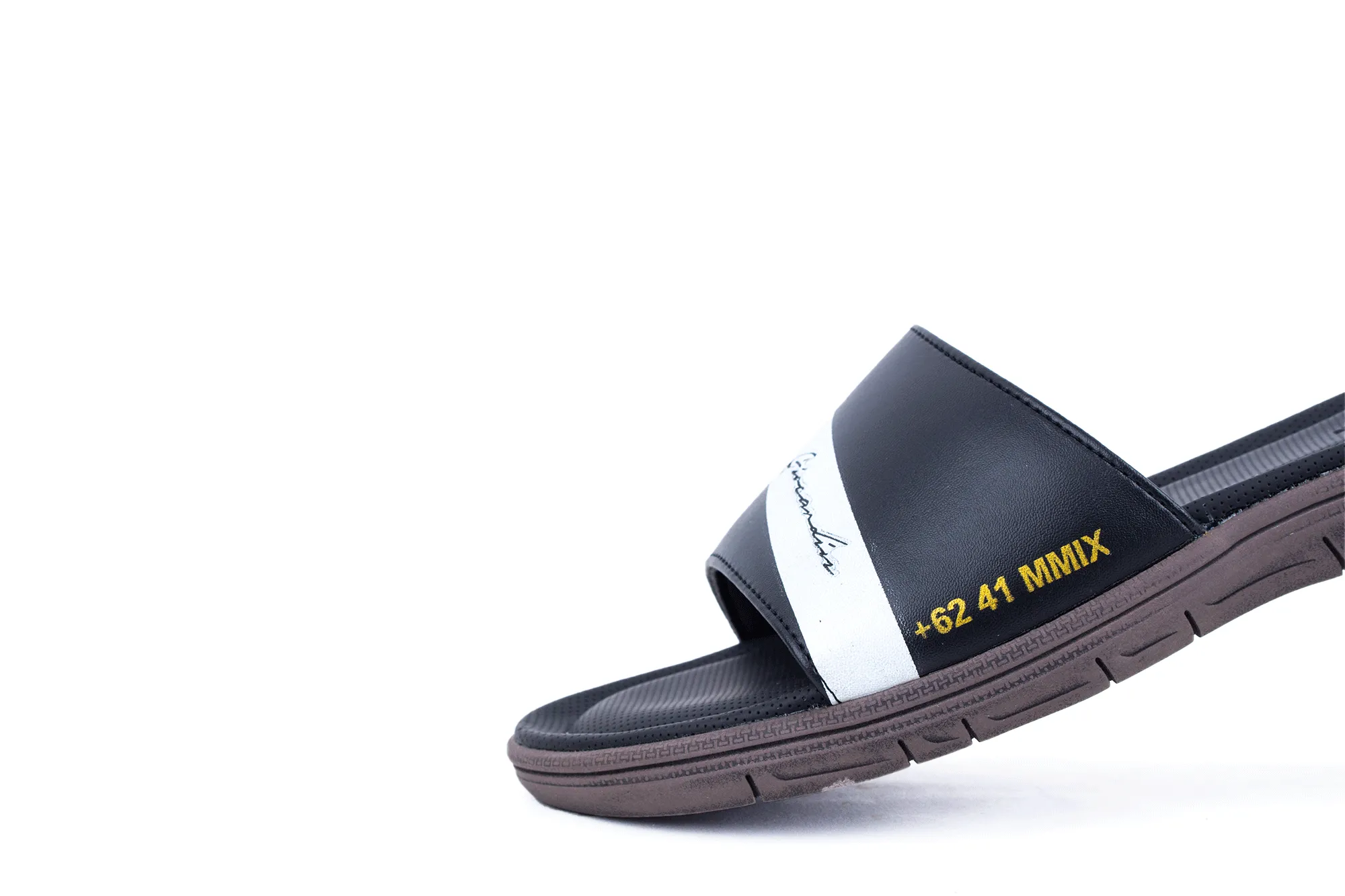 FOCIO SLIDES | BLACK / WHITE / BROWN | UNISEX