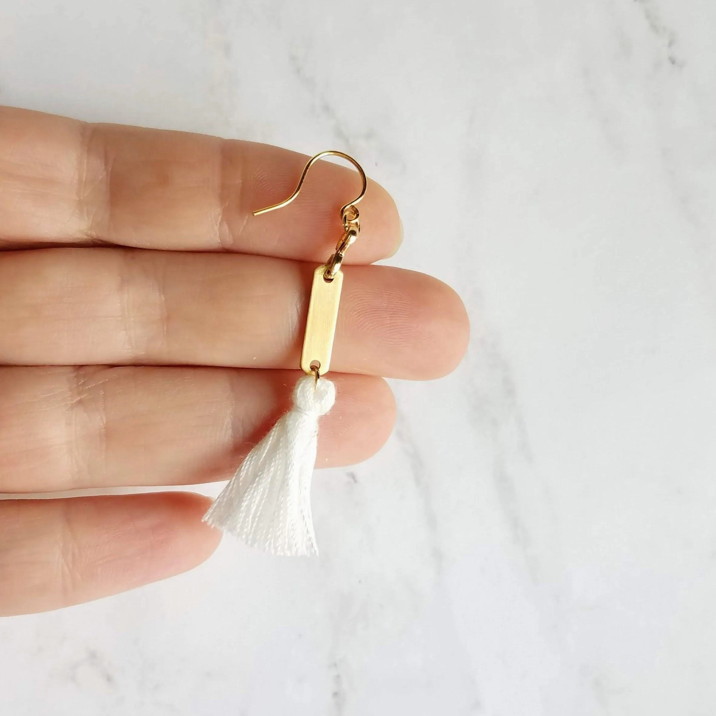 Gold White Tassel Earrings, long tassel earring, brass tassel earring, gold tassel earring, boho tassel earring, boho earring small tassel
