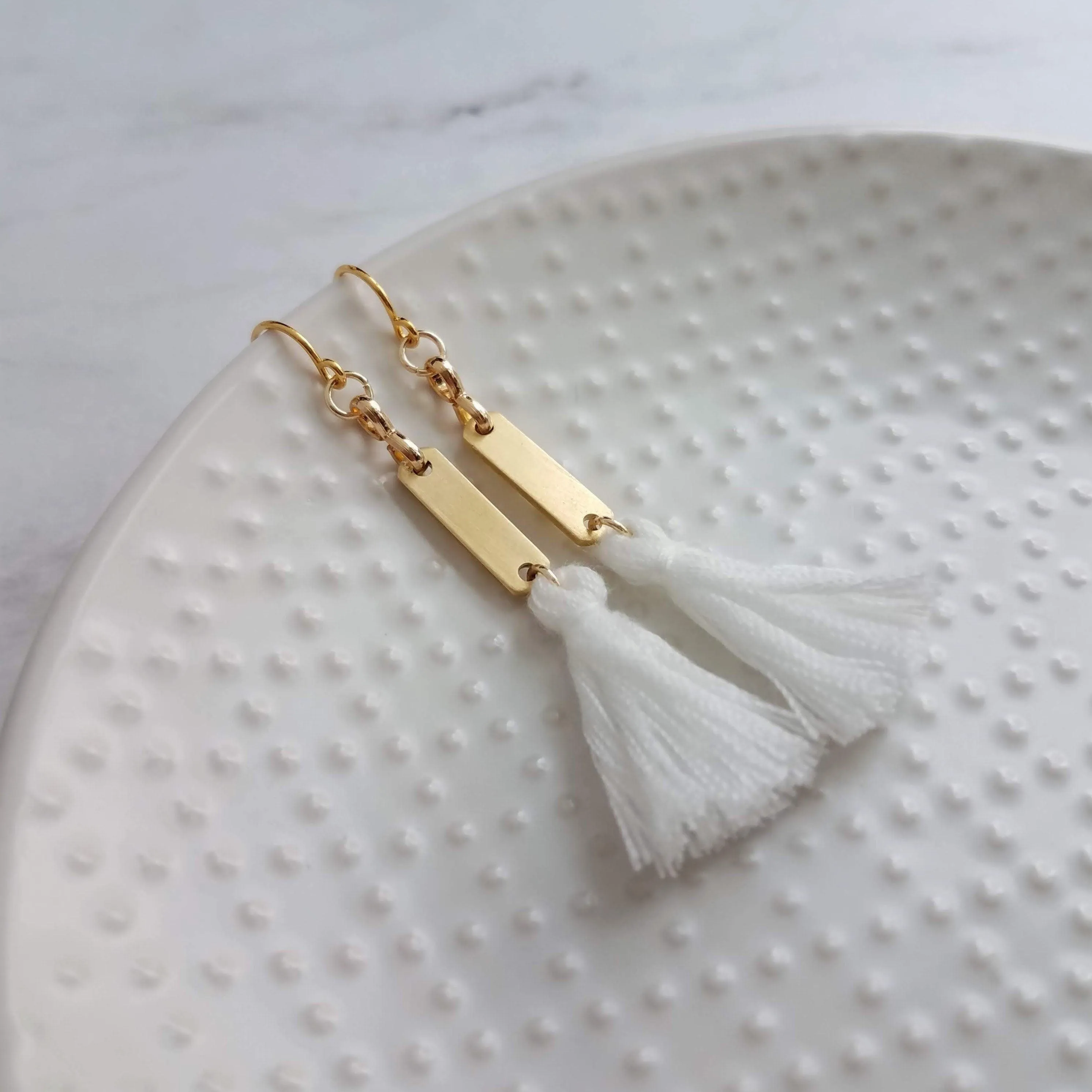 Gold White Tassel Earrings, long tassel earring, brass tassel earring, gold tassel earring, boho tassel earring, boho earring small tassel