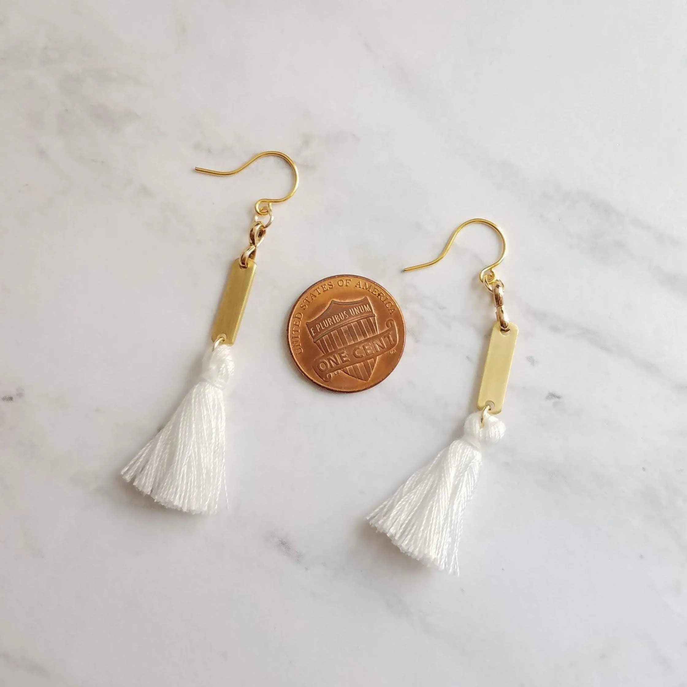 Gold White Tassel Earrings, long tassel earring, brass tassel earring, gold tassel earring, boho tassel earring, boho earring small tassel