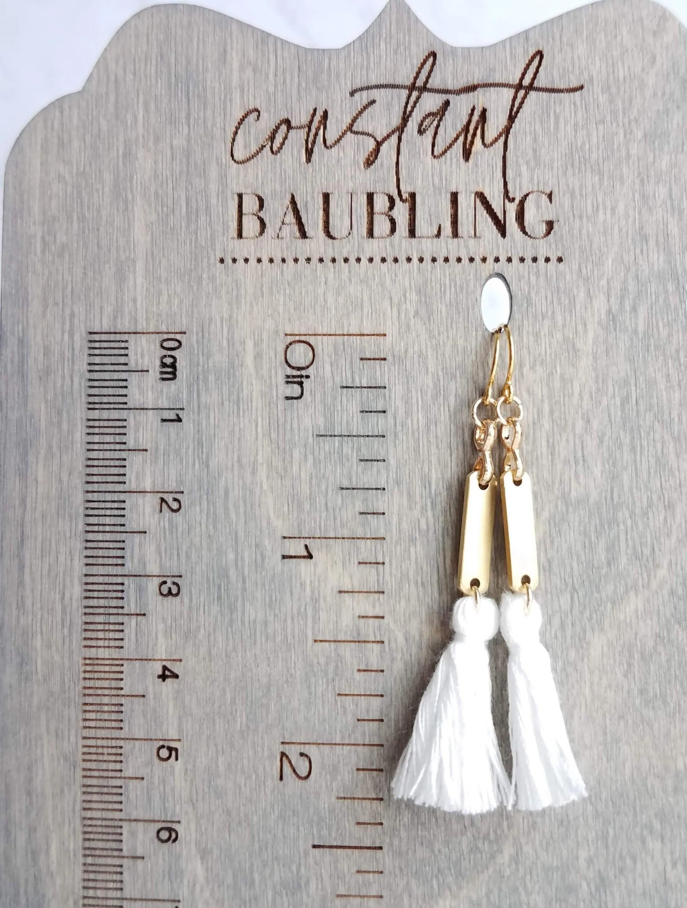 Gold White Tassel Earrings, long tassel earring, brass tassel earring, gold tassel earring, boho tassel earring, boho earring small tassel