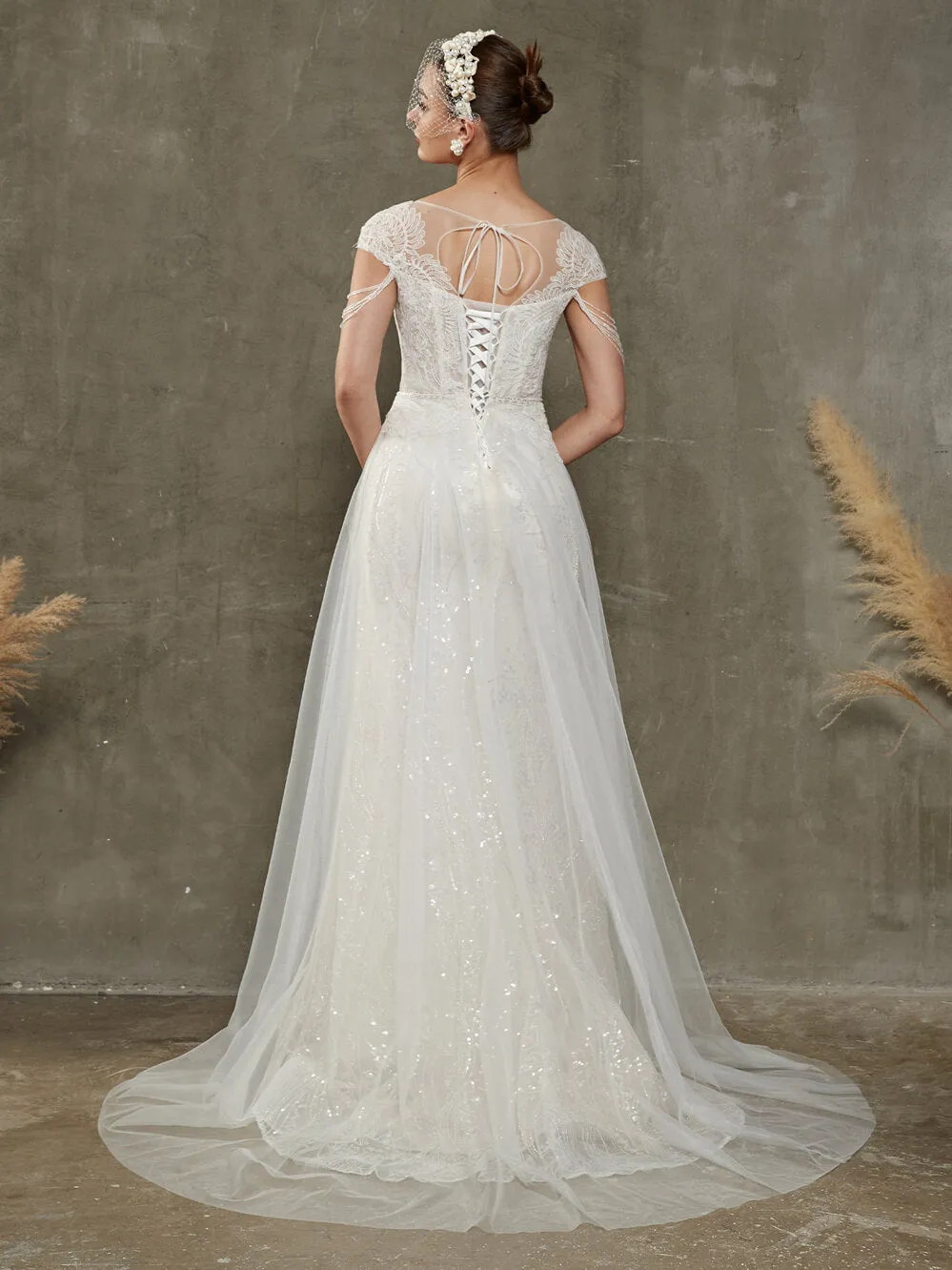Illusion Lace Tulle Tassel Cap Sleeve Mermaid Wedding Dress With Train