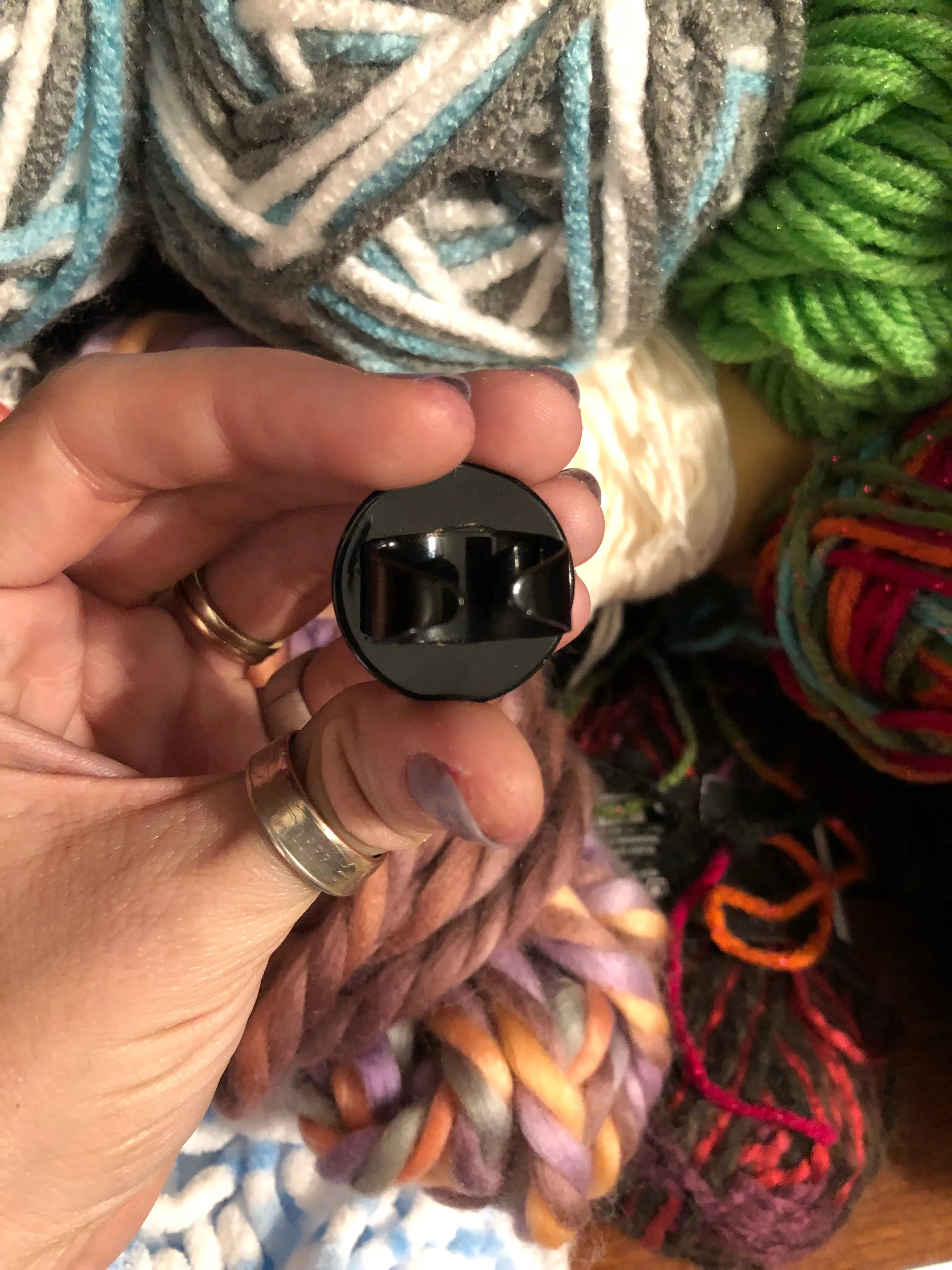 Image ring antique bronze or black