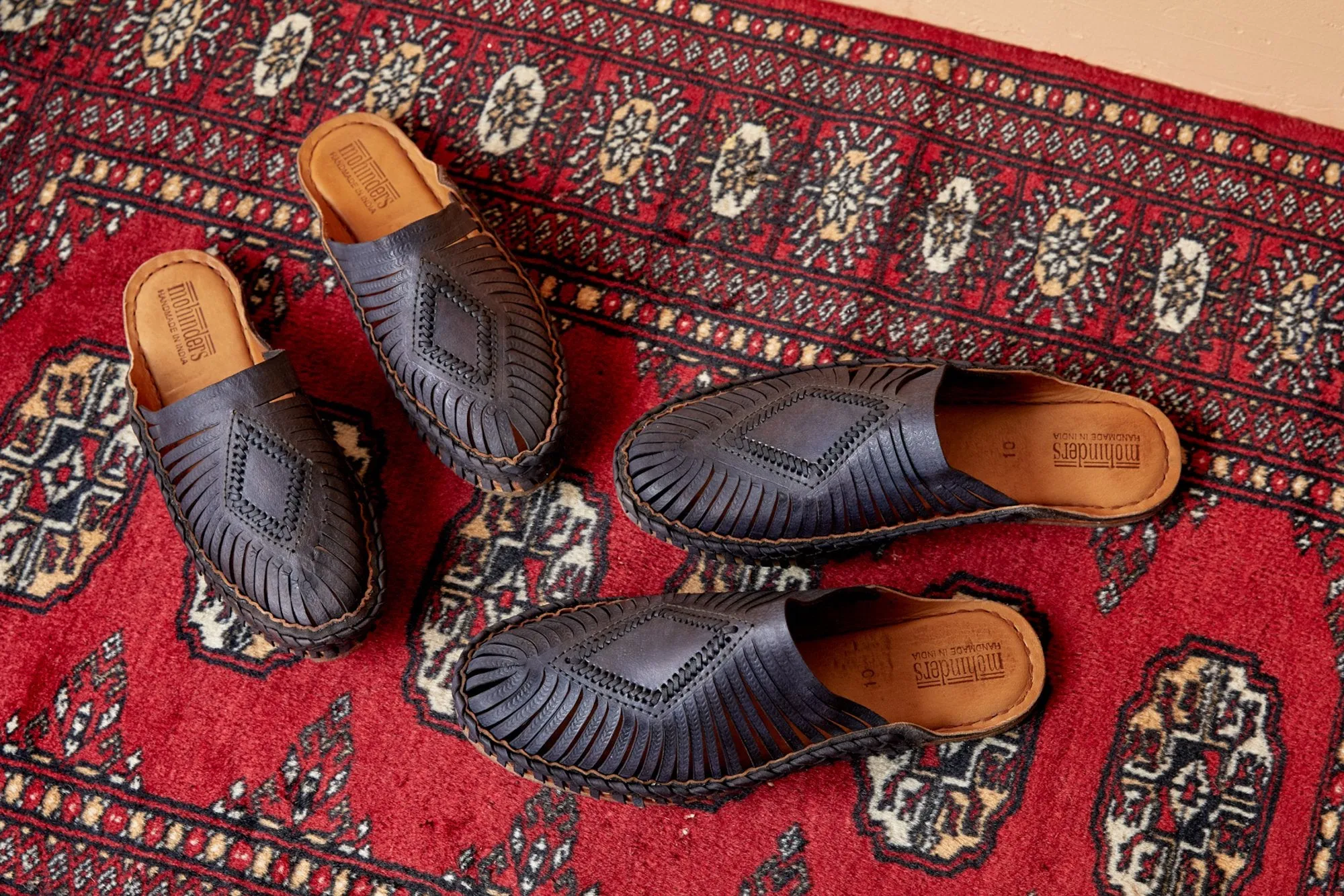 Leather Diamond Slides in Charcoal