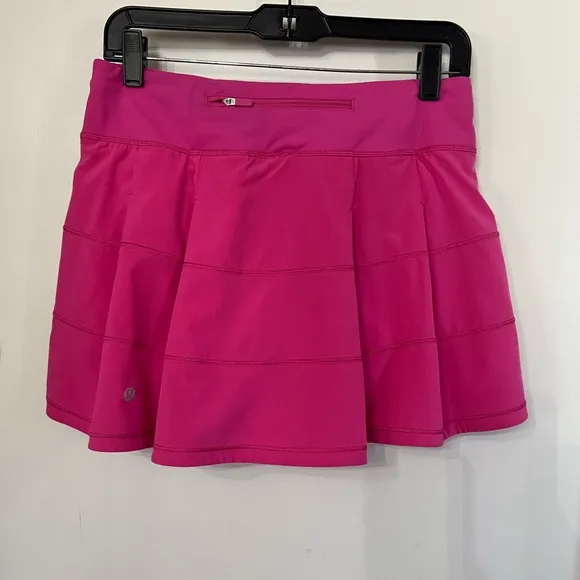 Lululemon Pace Rival Mid Rise Skirt in Sonic Pink size 6
