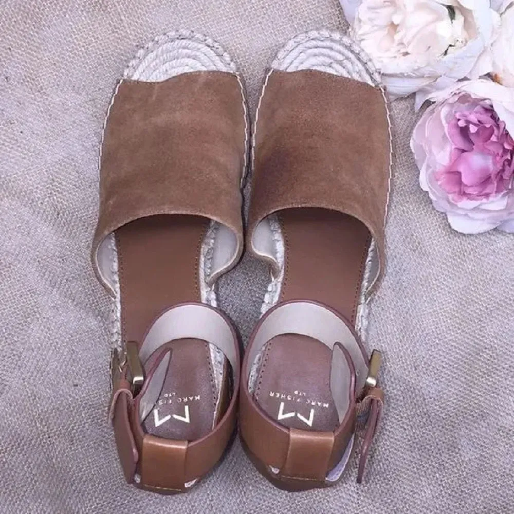 Marc Fisher Patform Espadrille Wedge-Brown-10M