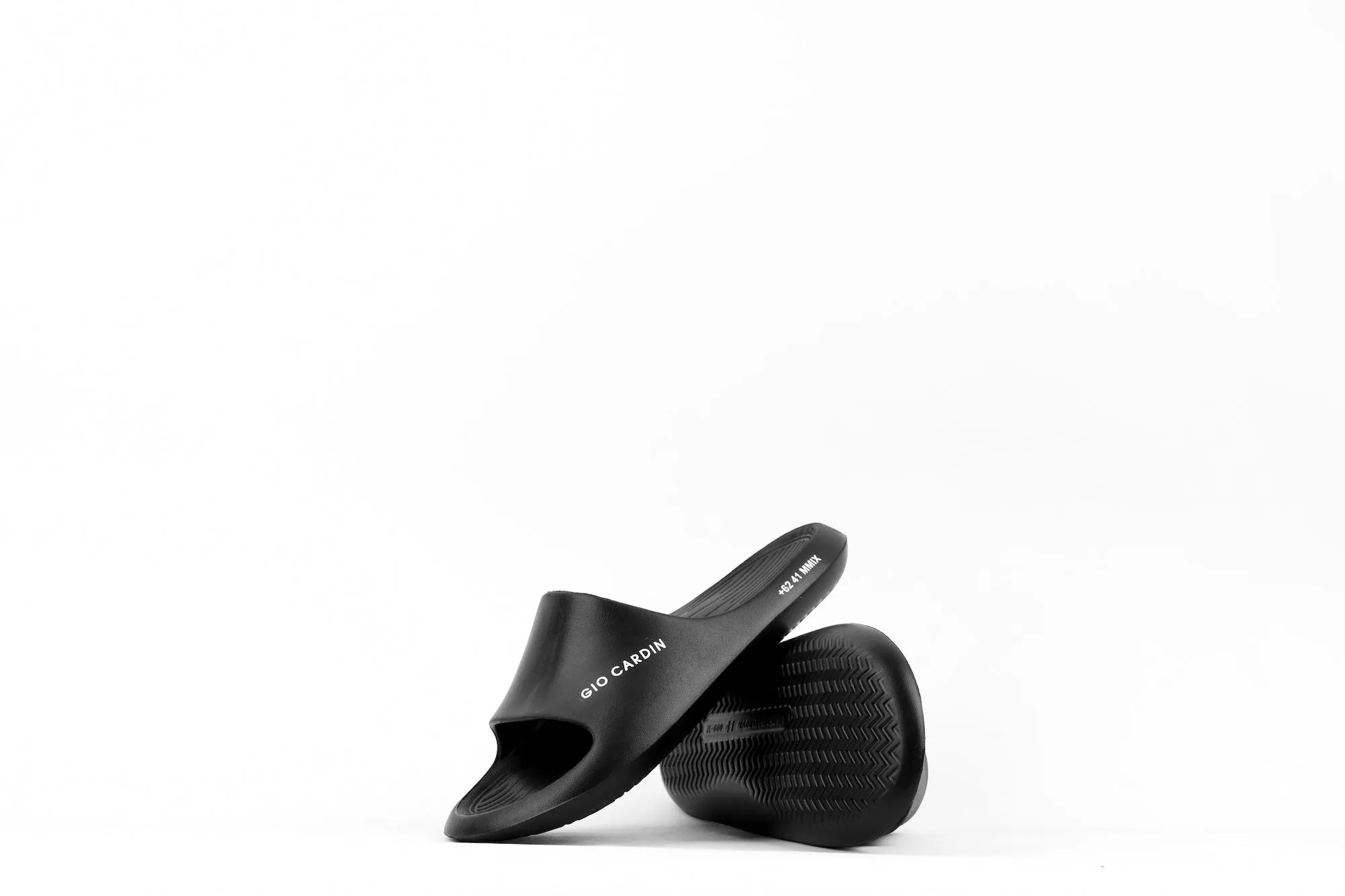 NERON SLIDES | TRIPLE BLACK | UNISEX