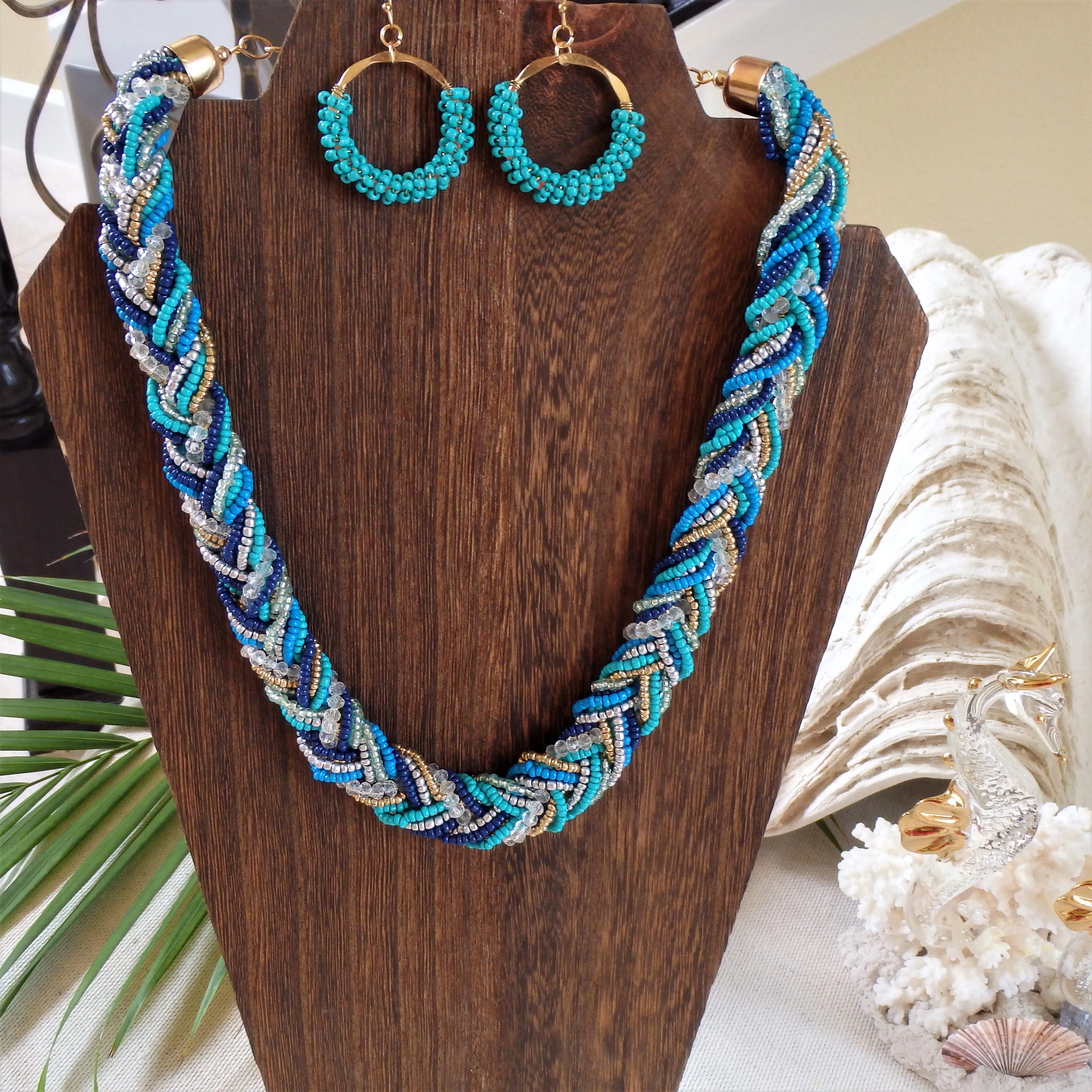 Oasis Turquoise Bead Necklace Set