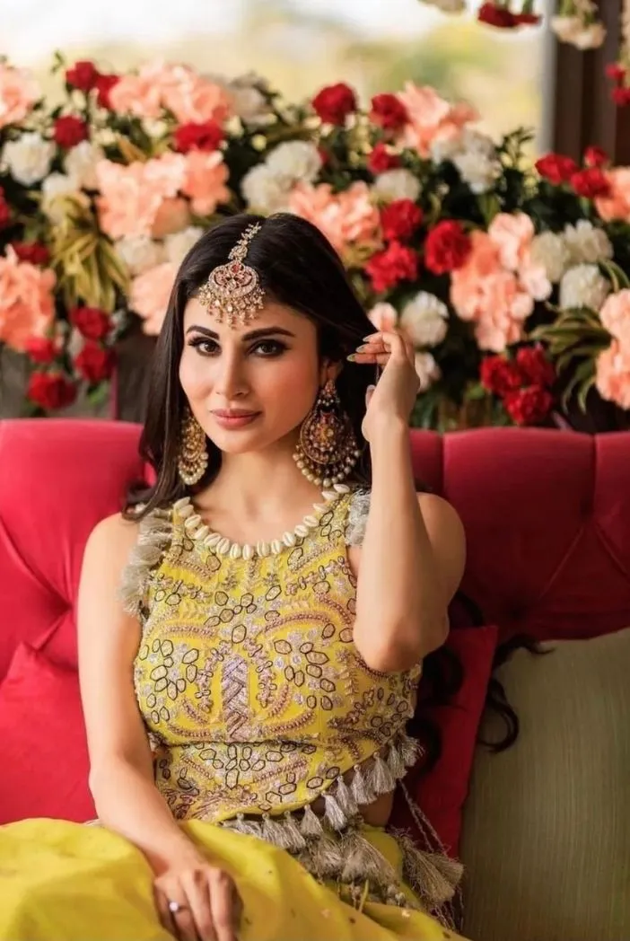 PS LIME GREEN EMBROIDERED LEHENGA