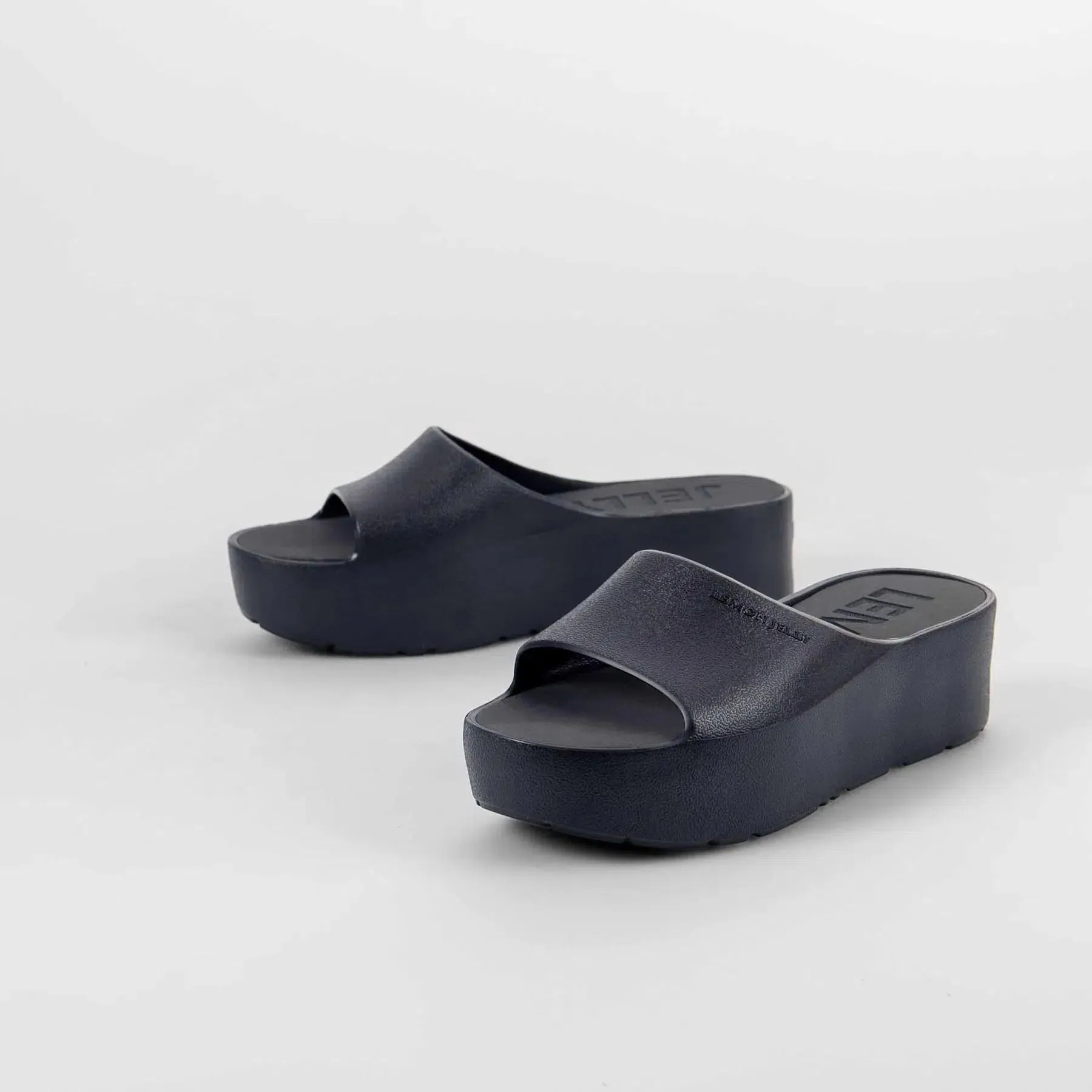 SUNNY SANDAL