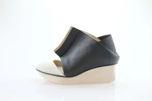 SWIVEL / BLACK/WHITE /