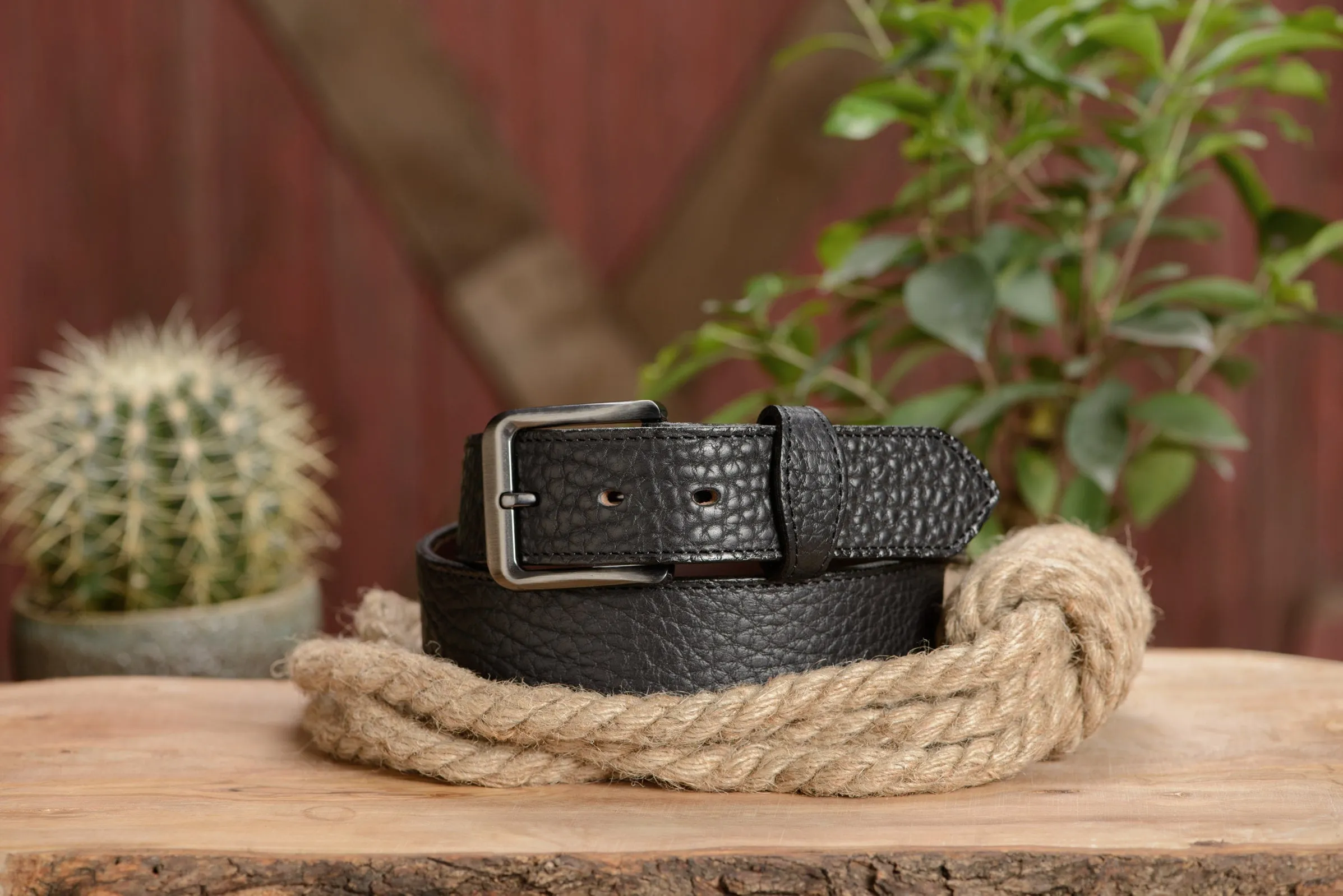 The Forester: Men's Black Stitched American Bison With Scalloped Ends Leather Belt 1.50"