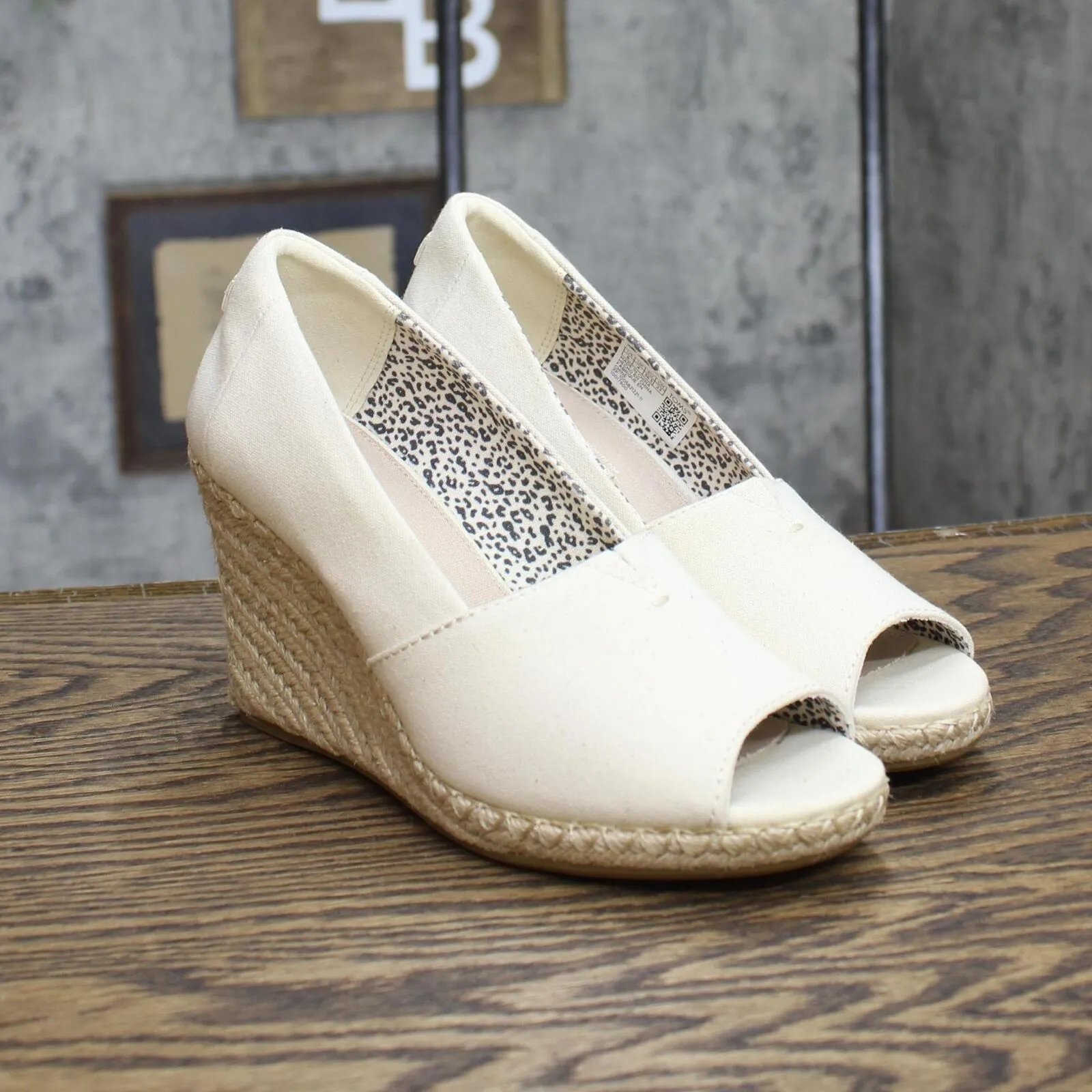 Toms Womens Michelle Espadrille Wedge Sandal 10017900 Natural Brown 6M