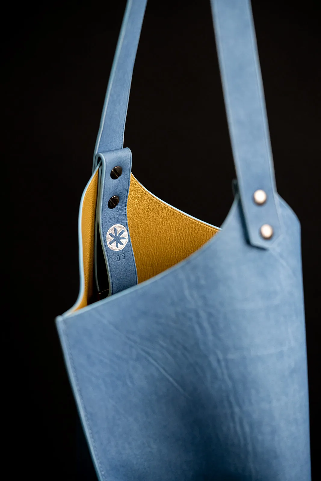 Wedge handbag - French goat leather in Distressed Indigo - Luxury edition *03